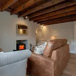 Charming 3-bed In Stunning Yorkshire Dales Location, Swaledale - By Mcpi Hosting, Ideal For Families, Couples, Walkers & Groups Дом отдыха *