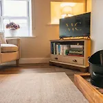 Charming 3-bed In Stunning Yorkshire Dales Location, Swaledale - By Mcpi Hosting, Ideal For Families, Couples, Walkers & Groups Дом отдыха