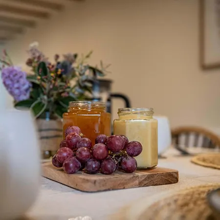 Charming 3-bed In Stunning Yorkshire Dales Location, Swaledale - By Mcpi Hosting, Ideal For Families, Couples, Walkers & Groups *